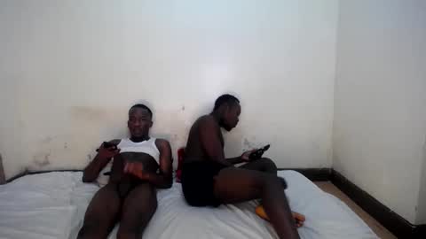 Trisboo5 online show from 19, 1, 2025