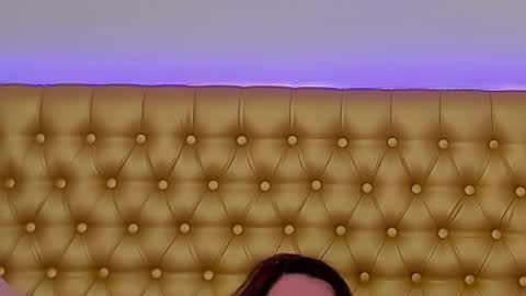 Mia online show from 11, 4, 2026