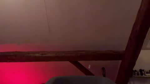 Snapshot of tritonspace chatting on 22, 2, 2025 Triton online show from 22, 2, 2025