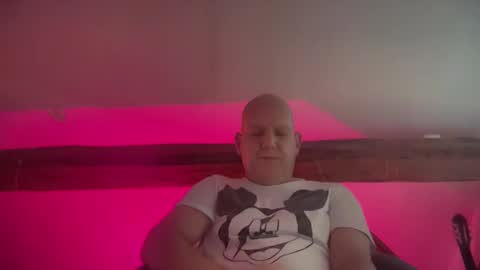 Snapshot of tritonspace chatting on 27, 3, 2026 Triton online show from 27, 3, 2026