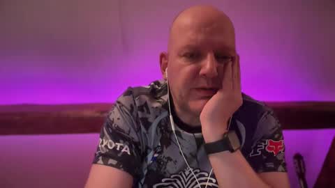 Snapshot of tritonspace chatting on 14, 4, 2026 Triton online show from 14, 4, 2026