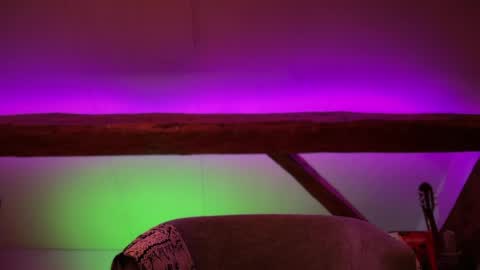 Snapshot of tritonspace chatting on 18, 4, 2026 Triton online show from 18, 4, 2026