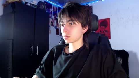 Snapshot of trivial_hell chatting on 13, 9, 2025 kill online show from 13, 9, 2025