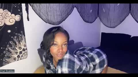 trixie_luv online show from 5, 12, 2025