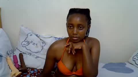trixiepixy online show from 18, 7, 2026