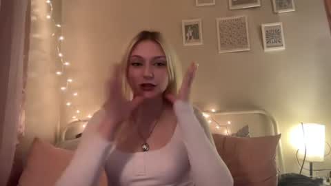 Snapshot of trixilee24 chatting on 29, 7, 2026 Trixi online show from 29, 7, 2026
