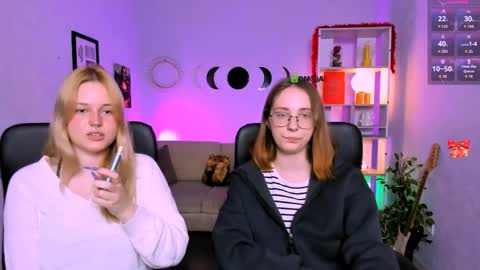 Snapshot of trixy_melison chatting on 1, 4, 2026 Trixy online show from 1, 4, 2026