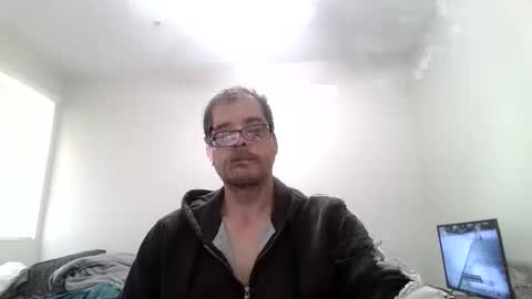 Snapshot of trod1975 chatting on 11, 11, 2025 trod1975 online show from 11, 11, 2025