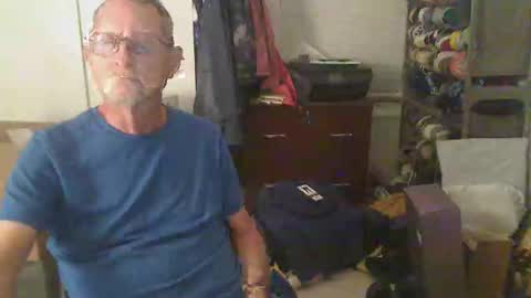 Snapshot of troffer1020 chatting on 15, 5, 2026 Troffer online show from 15, 5, 2026