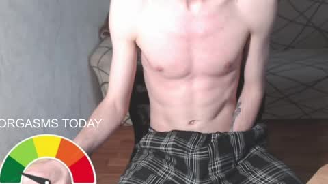 Snapshot of trone41 chatting on 22, 5, 2026 I POST MY FUCKING VIDEOS AND PICS online show from 22, 5, 2026