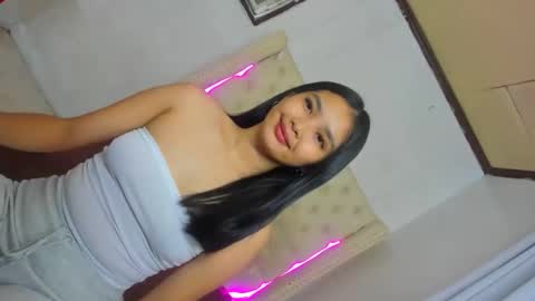 Snapshot of tropicalmuse chatting on 20, 3, 2026 Ash online show from 20, 3, 2026