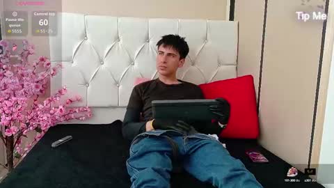 Snapshot of troy_boy20 chatting on 7, 10, 2025 Troy online show from 7, 10, 2025