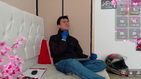 Snapshot of troy_boy20 chatting on 15, 10, 2025 Troy online show from 15, 10, 2025