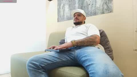 Snapshot of troy_kirk chatting on 28, 4, 2026 Troy online show from 28, 4, 2026