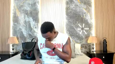 Snapshot of troykhalil chatting on 21, 2, 2025 Troy Khalil online show from 21, 2, 2025