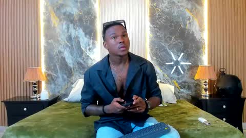 Snapshot of troykhalil chatting on 26, 2, 2025 Troy Khalil online show from 26, 2, 2025