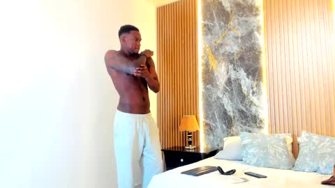 Snapshot of troykhalil chatting on 4, 3, 2025 Troy Khalil online show from 4, 3, 2025