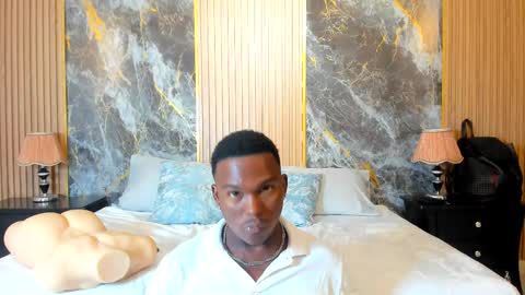 Snapshot of troykhalil chatting on 6, 3, 2025 Troy Khalil online show from 6, 3, 2025