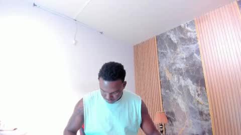 Snapshot of troykhalil chatting on 10, 9, 2025 Troy Khalil online show from 10, 9, 2025