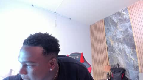 Snapshot of troykhalil chatting on 11, 9, 2025 Troy Khalil online show from 11, 9, 2025