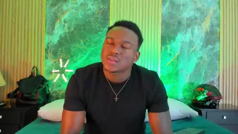 Snapshot of troykhalil chatting on 19, 9, 2025 Troy Khalil online show from 19, 9, 2025