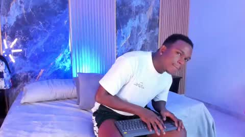 Snapshot of troykhalil chatting on 6, 10, 2025 Troy Khalil online show from 6, 10, 2025