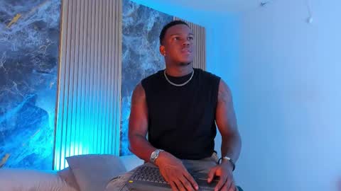 Snapshot of troykhalil chatting on 23, 10, 2025 Troy Khalil online show from 23, 10, 2025