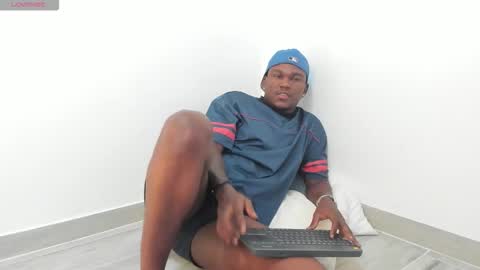 Snapshot of troykhalil chatting on 14, 11, 2025 Troy Khalil online show from 14, 11, 2025