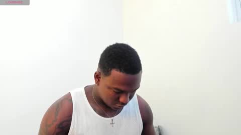 Snapshot of troykhalil chatting on 26, 11, 2025 Troy Khalil online show from 26, 11, 2025