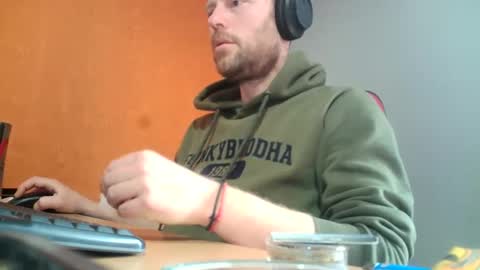 Snapshot of truble_78 chatting on 21, 2, 2025 truble_78 online show from 21, 2, 2025