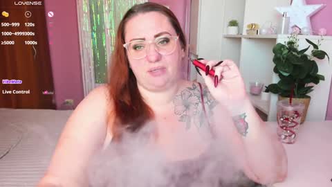 Snapshot of truly_goddess chatting on 19, 12, 2024 Adelle online show from 19, 12, 2024