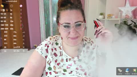 Snapshot of truly_goddess chatting on 21, 12, 2024 Adelle online show from 21, 12, 2024
