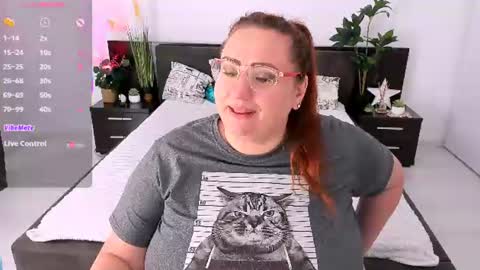 Snapshot of truly_goddess chatting on 31, 7, 2026 Adelle online show from 31, 7, 2026