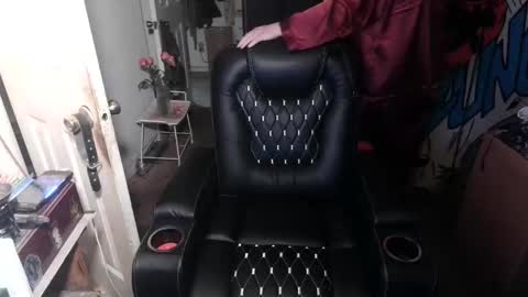 Snapshot of ts_anne chatting on 12, 4, 2026 Anne online show from 12, 4, 2026