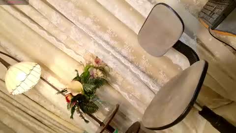 Chloe online show from 18, 7, 2026