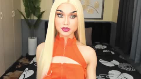 Snapshot of ts_elijah chatting on 17, 12, 2024 Saskia online show from 17, 12, 2024