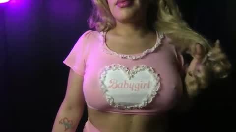 Snapshot of tsblondienyc chatting on 29, 3, 2026 Jessie online show from 29, 3, 2026