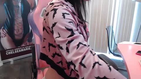 Chelsea Marie online show from 31, 1, 2025