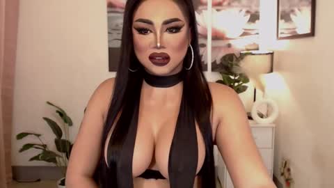 Snapshot of tsdarkdevon chatting on 11, 3, 2025 tsdarkdevon online show from 11, 3, 2025