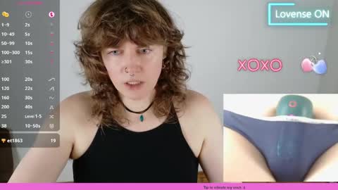 Snapshot of tsellieryder chatting on 18, 4, 2026 Ellie Ryder online show from 18, 4, 2026