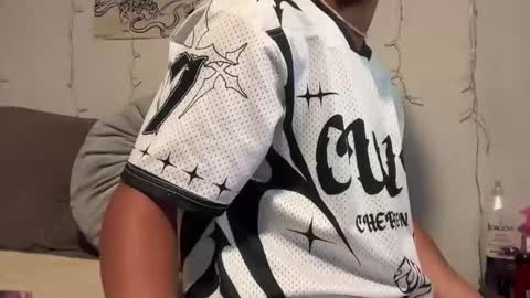Snapshot of tsj777 chatting on 1, 5, 2026 tsj777 online show from 1, 5, 2026