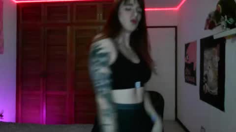 Luisa Fernndez online show from 17, 12, 2025