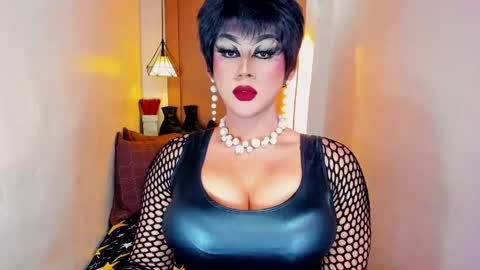 Snapshot of tsmamahmerslove chatting on 18, 4, 2026 Nicoleeee online show from 18, 4, 2026