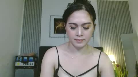 Snapshot of tsnathaliasilvana chatting on 31, 1, 2025 Bella Ratbu online show from 31, 1, 2025