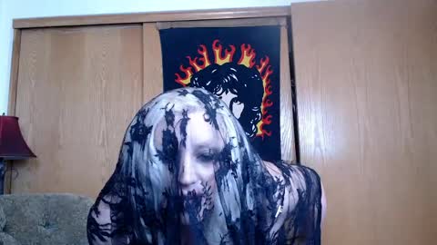 Snapshot of tssabrinaxxx chatting on 18, 4, 2026 Sabrina Ravndahl online show from 18, 4, 2026