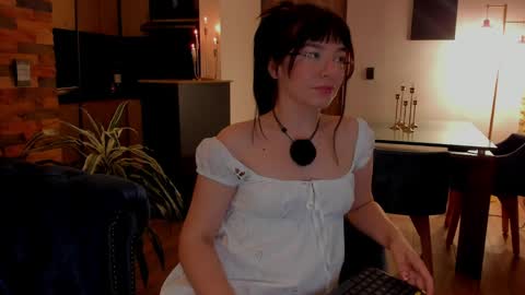 Snapshot of tsukys_spell chatting on 1, 4, 2026 Tsuky online show from 1, 4, 2026