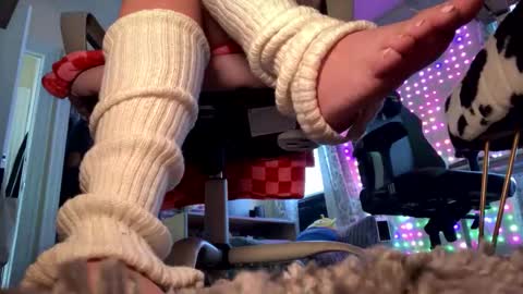 MOCHI NEXT DOOR online show from 10, 9, 2025