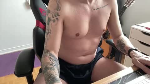 Snapshot of tt_boy2000 chatting on 24, 3, 2026 TT Boy2000 online show from 24, 3, 2026