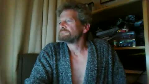 Snapshot of ttb2769 chatting on 24, 11, 2025 ttb2769 online show from 24, 11, 2025