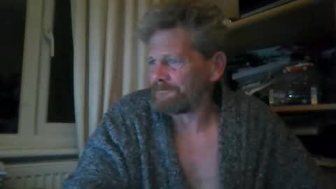 Snapshot of ttb2769 chatting on 14, 12, 2025 ttb2769 online show from 14, 12, 2025